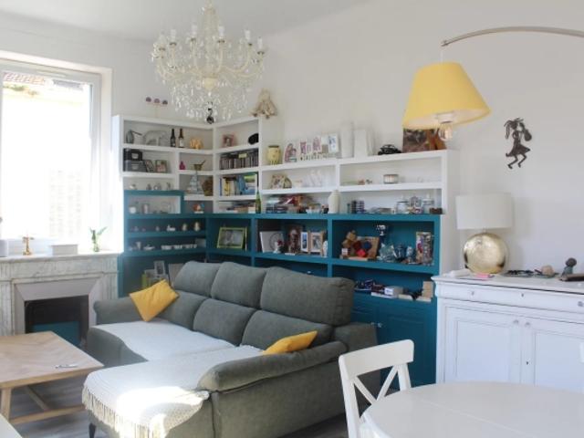 GRASSE, superbe T3 avec très grand garage et cave