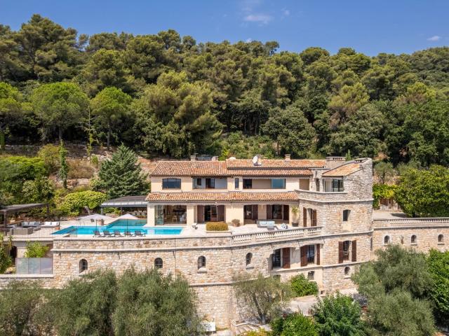 Grasse – Propriété exceptionnelle avec héliport privé et vue. 907m² Grasse