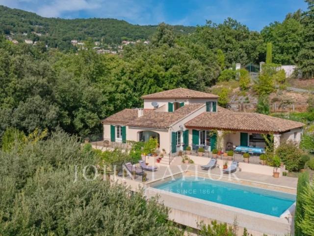 Grasse Villa provençale dans un petit domaine au calme absolu