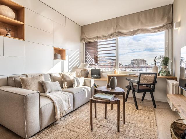 Grassland Inspired 2 Bedroom Apartment with Terrace and Workspace in Goya district, Madrid Amsterdam Apartments for Rent