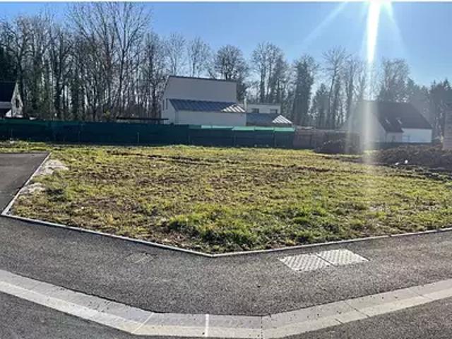 Gretz Armainvilliers 77220 Programme neuf terrain neuf à vendre