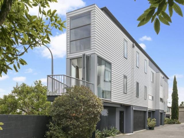 grey lynn, 3 bedrooms