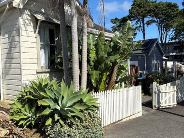 grey lynn, 3 bedrooms