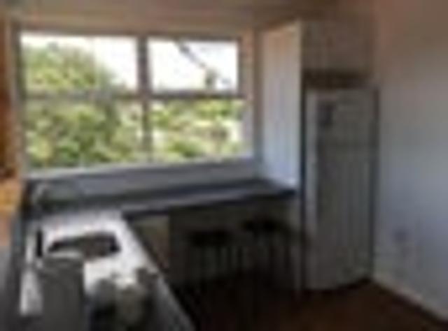 Grey Lynn, 5 bedrooms, $1250 pw