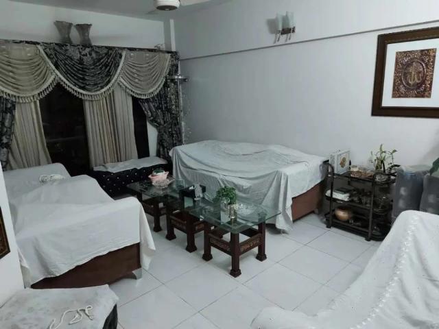Grey skyline apartment Karachi Gulistan e Jauhar Block 13 ID 38038