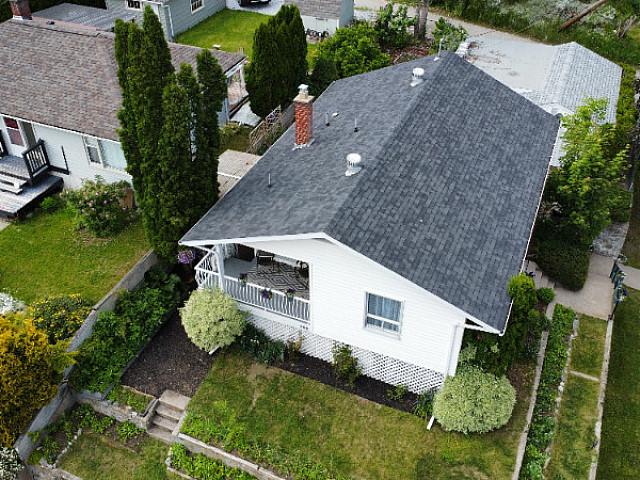 Great Warfield Family Home For Sale!