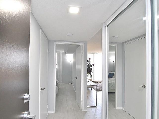 Great Condo With Access To Lrt 1 Bedroom 1 Bath In The Ottawa