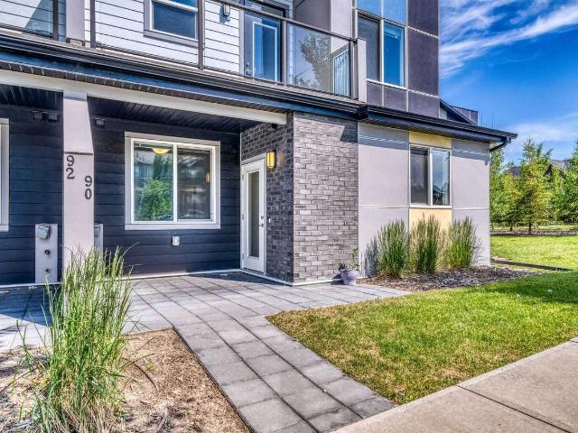 Great Condo Style Townhouse in Redstone! Private Entry! Single Level! CP157 1 Bedroom Apartment for Rent at 90 Redstone Way Ne, Calgary, AB T3N 1M6