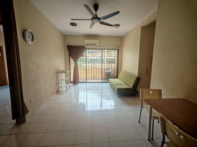 GREAT DEAL PALM SPRING Near MRT