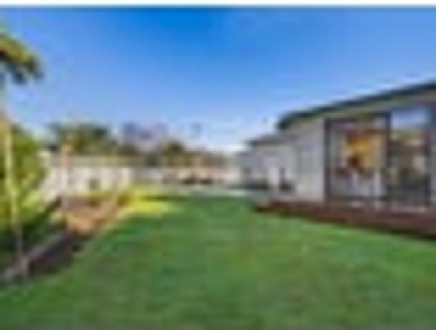Great Family Home Plus Modern Self Contained Unit