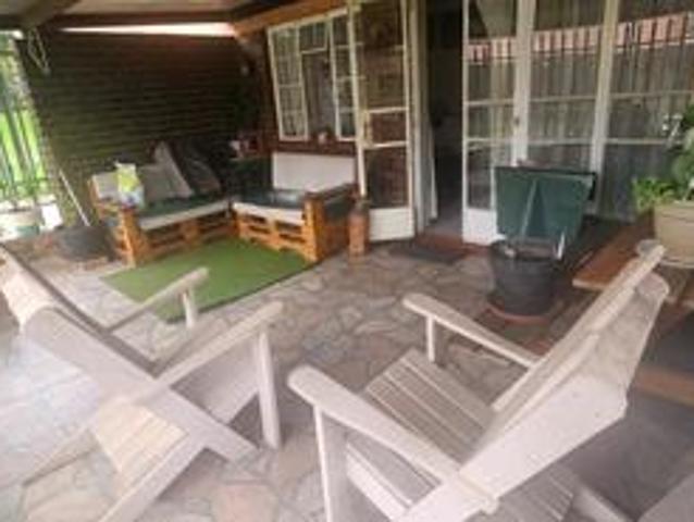 great investment property on the mar.