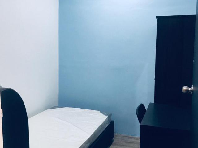 Great Location Unit To Let in SS15 Include Utilities, Wifi & Security Service