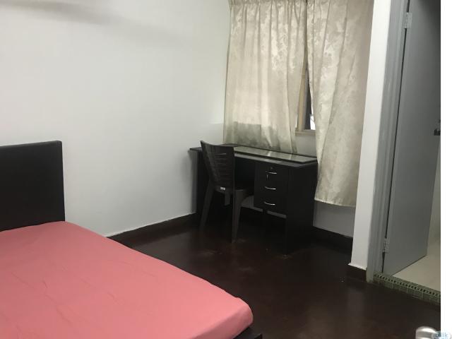 Great Location Unit To let SS15 Include Utilities, Wifi & Security Service