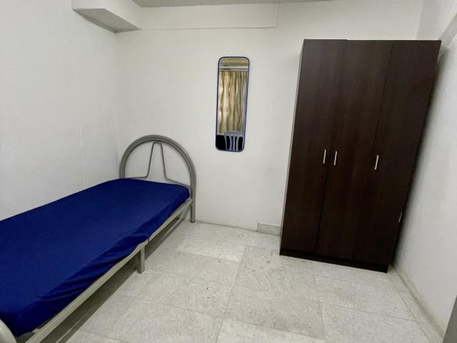 Great Location Unit To let SS15 Include Utilities, Wifi & Security Service