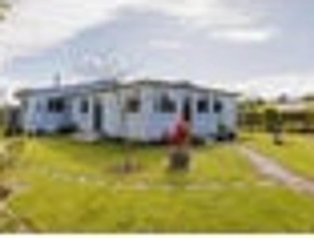 Great Location get both Town & Country in one