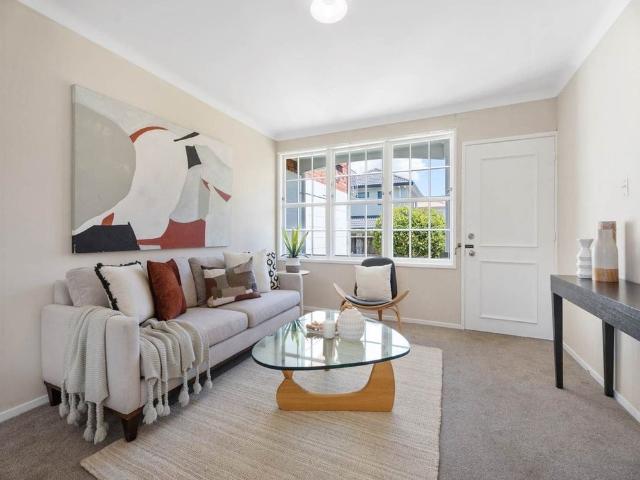 Great location in Epsom