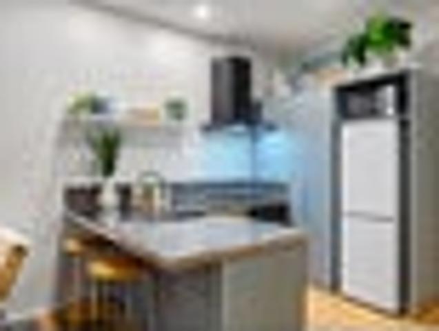 Great Location, Live in the CBD, Solid building
