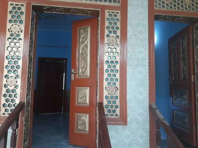 Great map great location. Good material used not a tkedari work Peshawar ID 16865