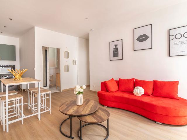 Great & modern home close to park Marseille, Marseille Amsterdam Apartments for Rent