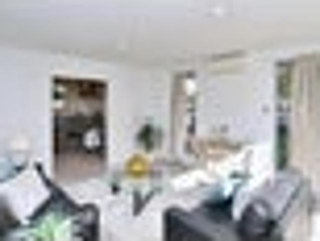 Great Starter Opportunity in Convenient Location!