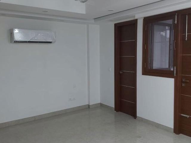 Greater Kailash3 3 Bedroom 160 Sq. Yd. Builder Floor in Greater Kailash Part 3 Delhi Listing ID: #10248
