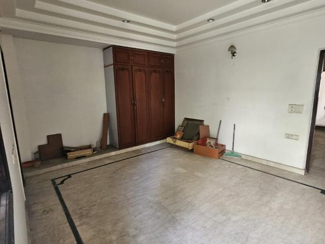 Greater Kailash 3 Bedroom 1800 Sq. Ft. Builder Floor in Greater Kailash Part 3 Delhi Listing ID: #10121