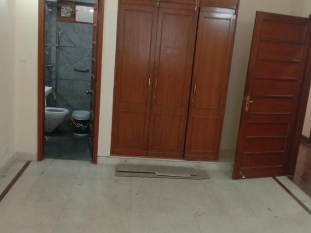 Greater Kailash 3 Bedroom 1800 Sq. Ft. Builder Floor in Greater Kailash Part 3 Delhi Listing ID: #10319