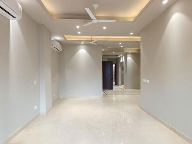 Greater Kailash 1 3 Bedroom 208 Sq. Yd. Builder Floor in Greater Kailash I Delhi Listing ID: #10189