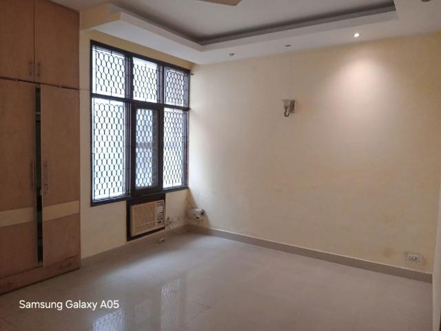 Greater Kailash 2 3 Bedroom 250 Sq. Yd. Apartment in Greater Kailash Delhi Listing ID: #10021