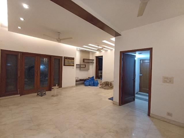 Greater Kailash Ii 2 Bedroom 300 Sq. Yd. Builder Floor in Greater Kailash ii Delhi Listing ID: #9822