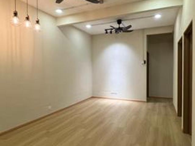 GRED AAA PANGSAPURI TMN BUKIT NIBONG SIKAMAT Renovated Sangat Cantik
