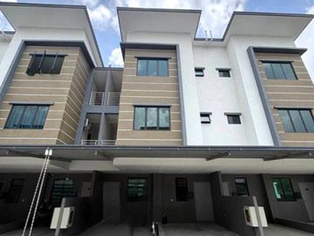 GREEN ACRES 2 Townhouse MOYAN
