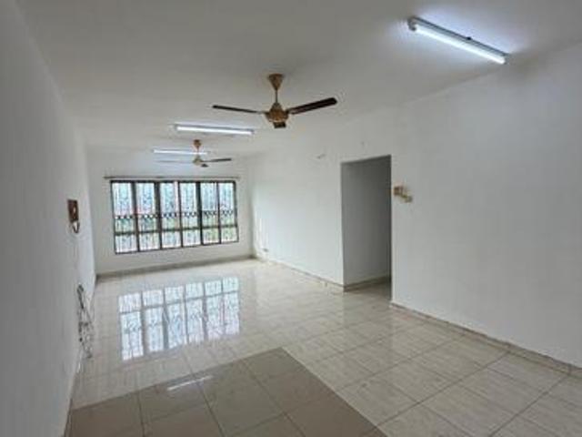 Green Avenue Condo Bkt Jalil for rent