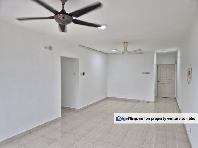 Green Avenue Condominium