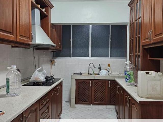 Green Avenue Condominium
