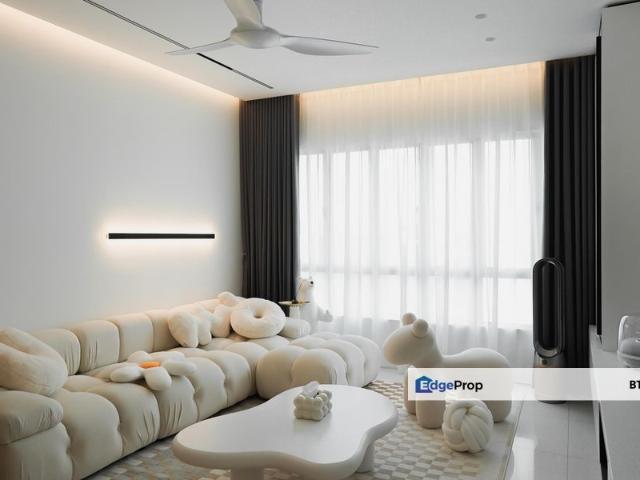 Green Avenue Condominium