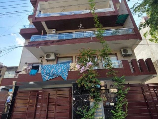 Green Fields Colony, Sector 43 4 Bedroom 3250 Sq. Ft. Builder Floor in Green Fields Colony Faridabad Listing ID: #10426