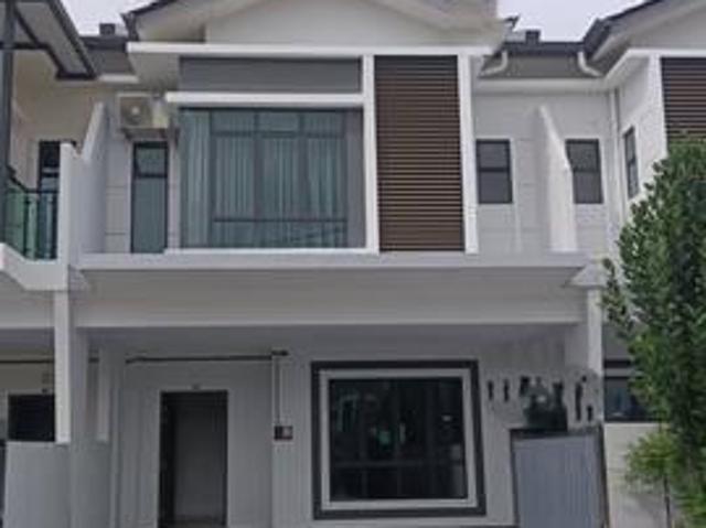 Green Flower Large DoubleStorey Terrace House for Sale