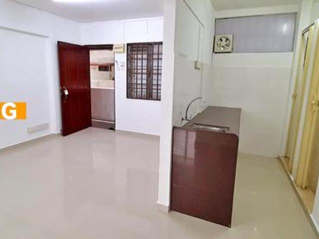GREEN GARDEN At PAYA TERUBONG RENOVATED FOR SALE FULL LOAN