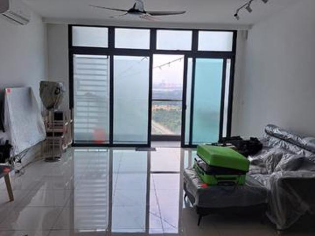 Green Haven 31bed2bath fully furnished high floor unit