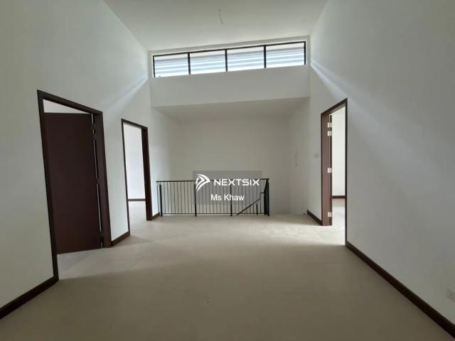 Green Haven Fully Renoveted 3bedrooms Condominium Balcony windy & nice view City & Seaview