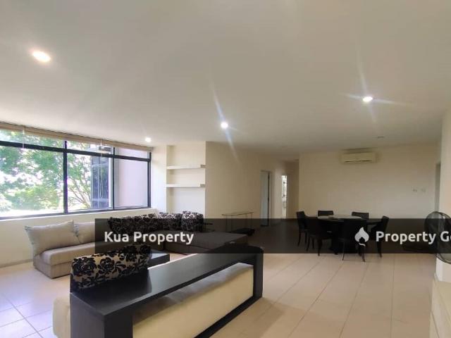 Green Heights Condominium For Rent! Located at Green Height