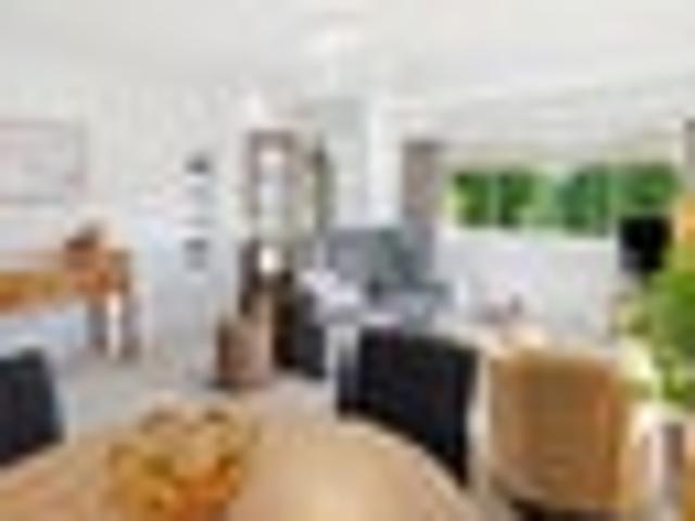 Green, Light Filled Living in Whanganui Central