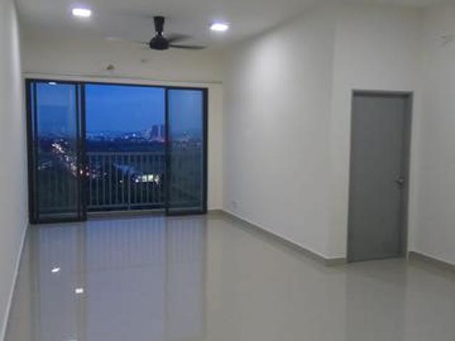 Green Park Residence Seri kembangan freehold 2 car park Full Loan