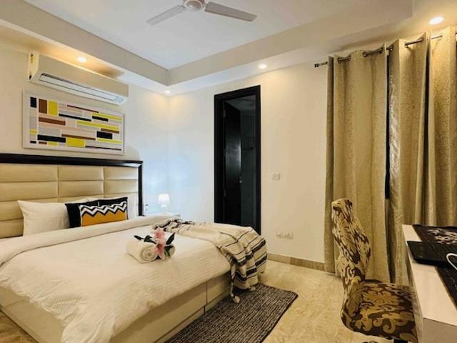 Green Park, South Delhi 2 Bedroom 200 Sq. Yd. Builder Floor in Green Park Delhi Listing ID: #10389