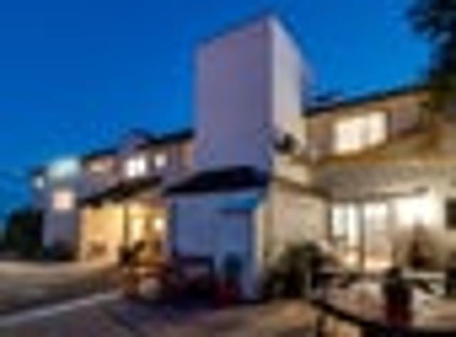 Greenmeadows, 1 bedroom, $420 pw