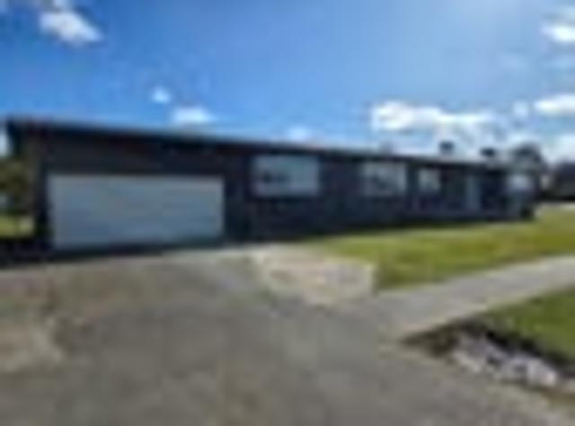 Greenmeadows, 4 bedrooms, $725 pw
