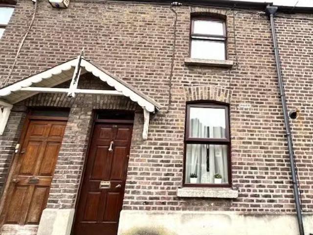 Greenore Terrace, Grand Canal Dock, Dublin 2 is for rent