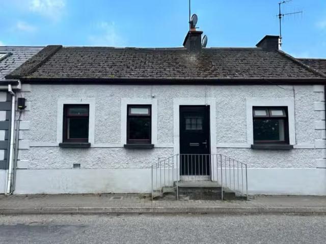 Greenane Street Lower, Kanturk, Co. Cork, P51X5F3 is for sale