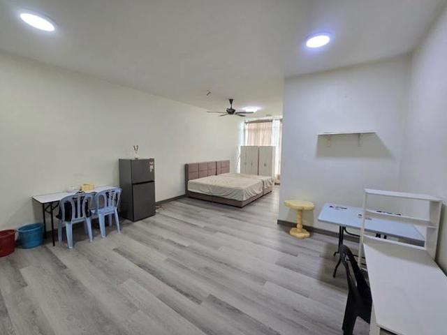 Greenfield Regency Tampoi Opposite Paradigm Mall Nearby CIQ